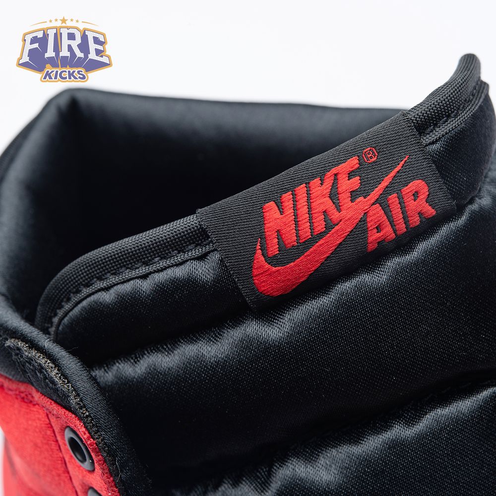 Jordan 1 Retro High OG Satin Bred Unisex