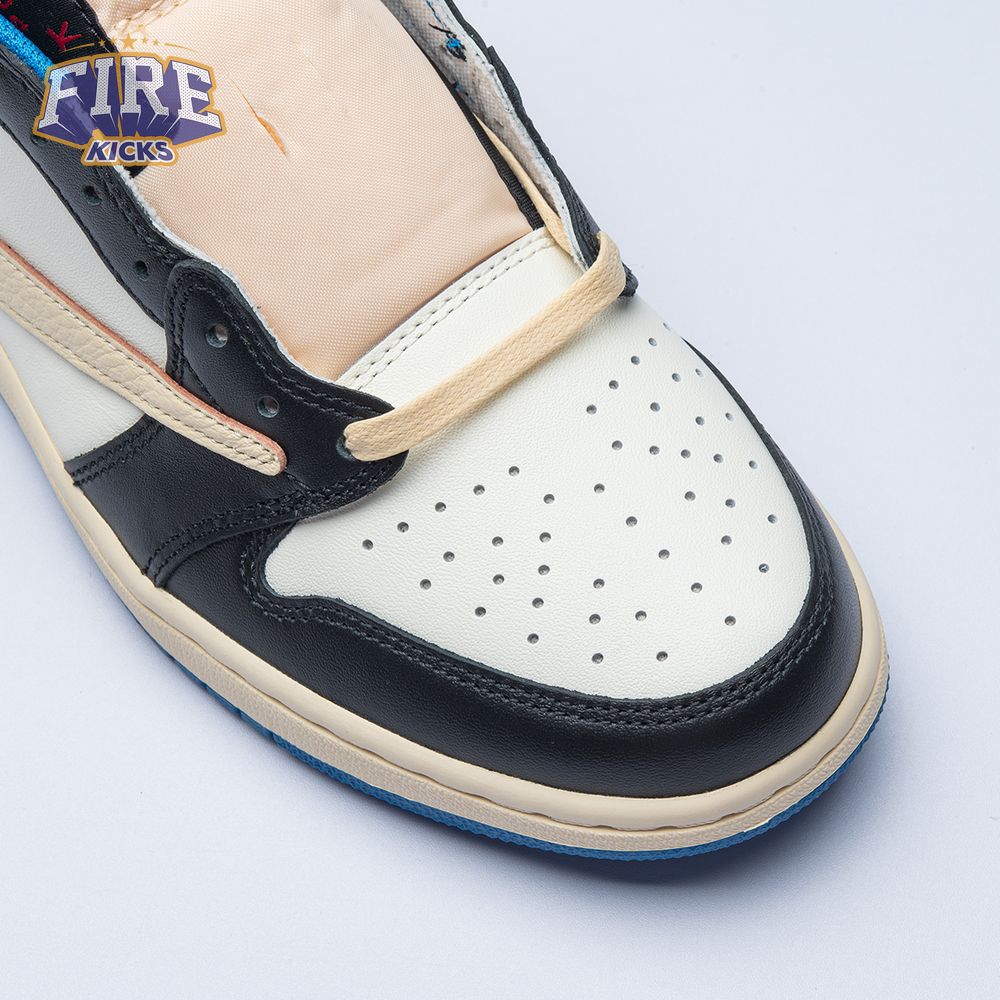 Travis Scott x Air Jordan 1 Retro Low Unisex