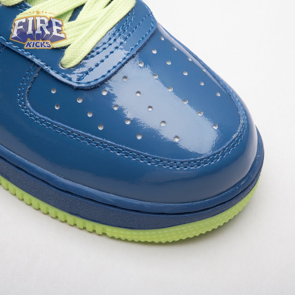 Nike Air Force 1 Low Patent Leather Mystic Navy Grape Ice IO4489-400 Unisex