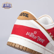Nike Dunk Low SE Merry Christmas DO9457-112 Unisex