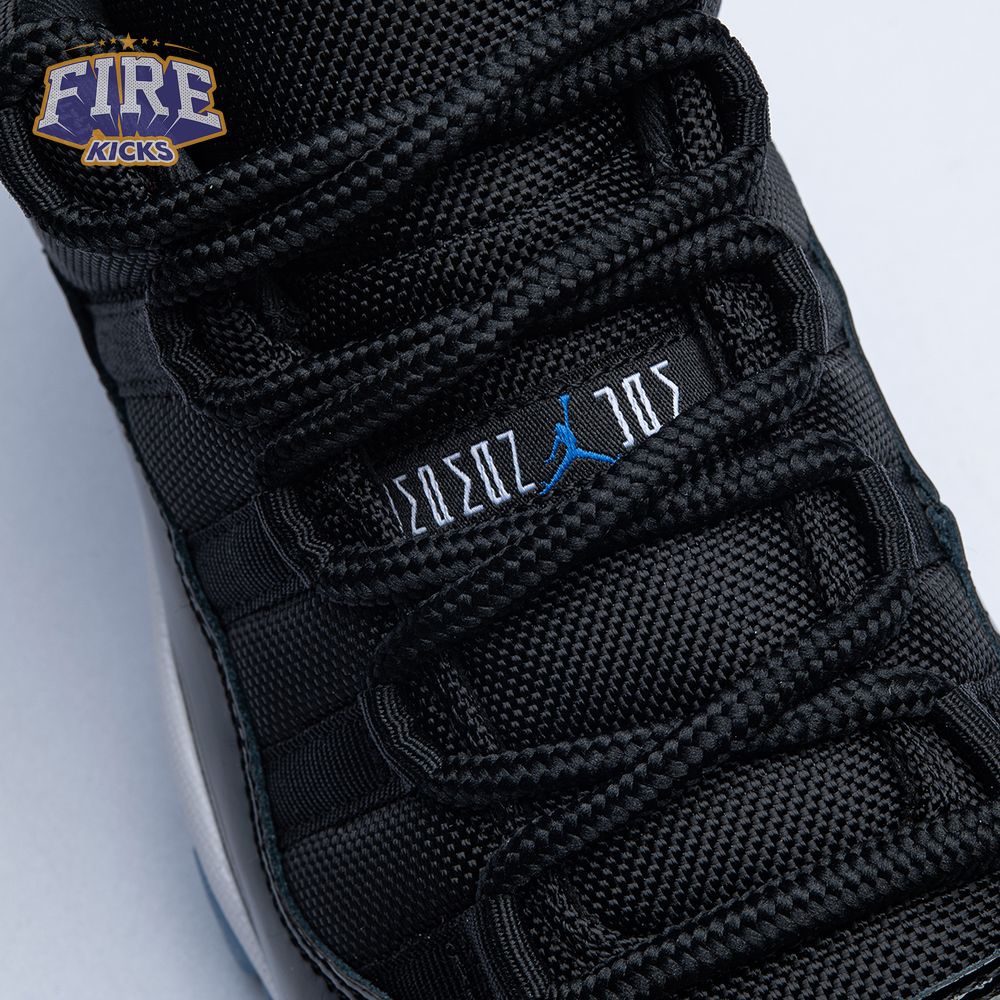 Air Jordan 11 Low 'Space Jam' FV5104-004 Men's