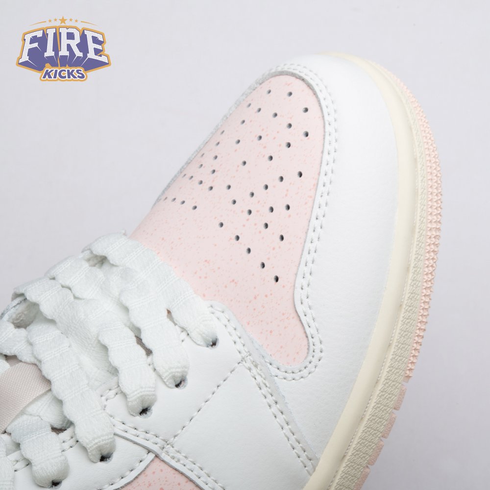 Jordan 1 Low SE Strawberry Milkshake IB8156-133 Unisex