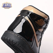 Jordan 1 Retro High Black Metallic Gold (2020) Unisex