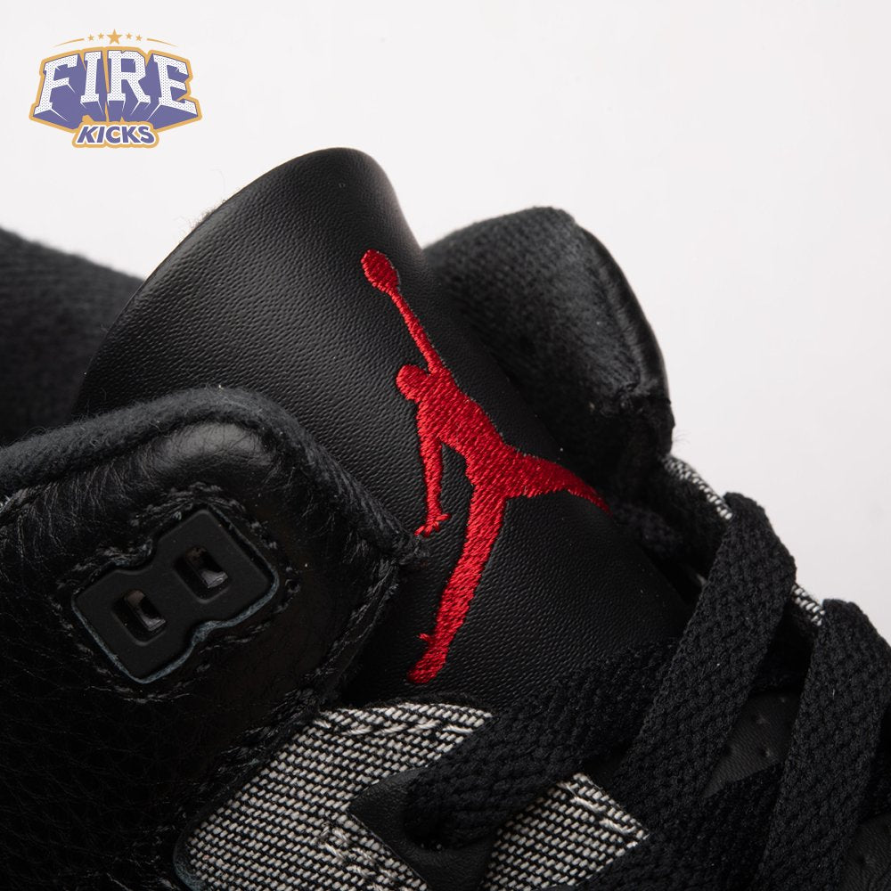 Jordan 3 Retro Levi's Black IR0914-400 Unisex