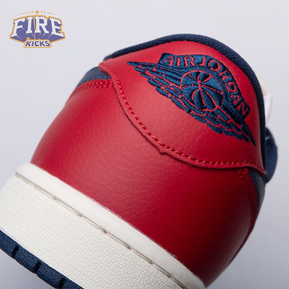 Air Jordan 1 Low OG 'Gym Red & Midnight Navy' HQ2993-100 Unisex