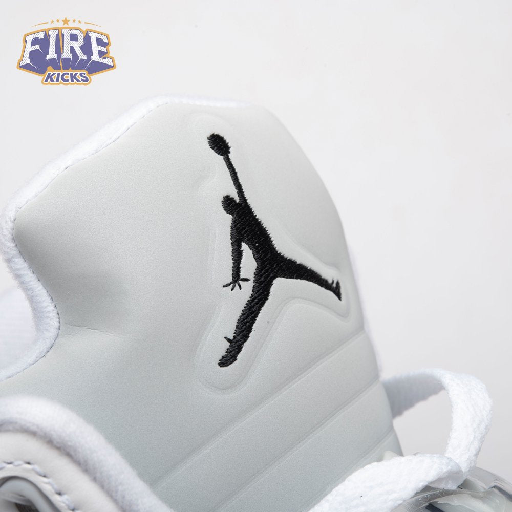 Jordan 5 Retro White Metallic (2026) HQ7978-103 Unisex