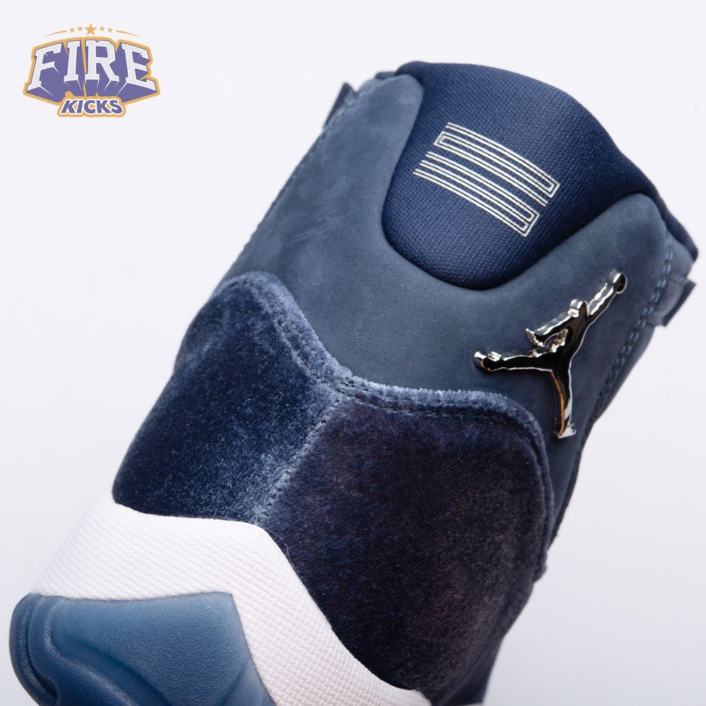 Jordan 11 'Midnight Navy' AR0715-441 Men's