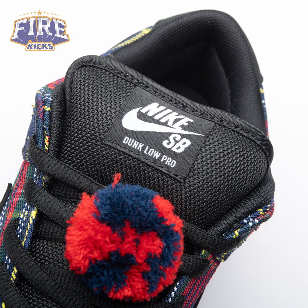 Nike SB Dunk Low Nardwuar II1493-600 Men's