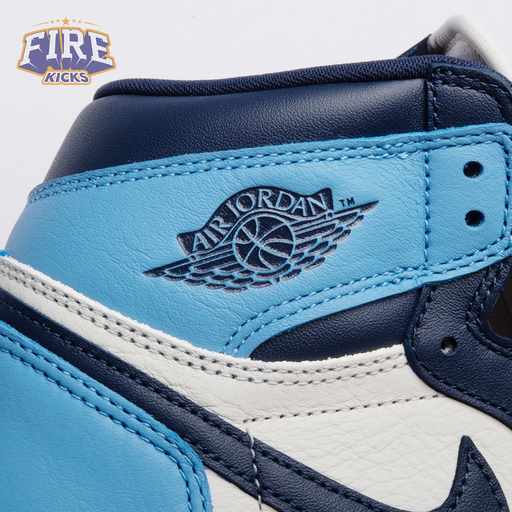 Jordan 1 Retro High Obsidian UNC Unisex