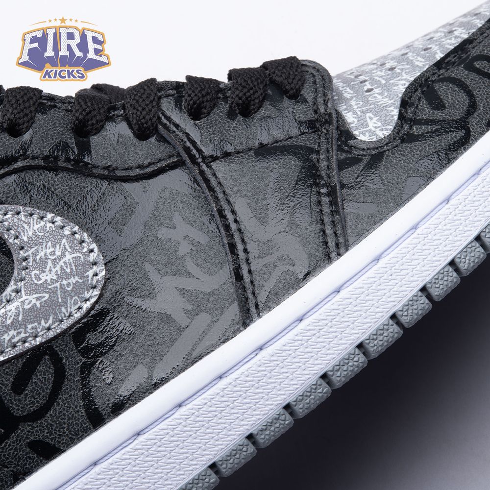 Jordan 1 Retro High OG Rebellionaire 555088-036 Men's