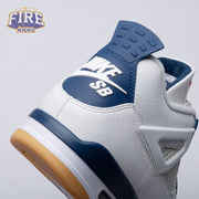 Jordan 4 SB "Summit White/Navy" DR5415-100 Unisex