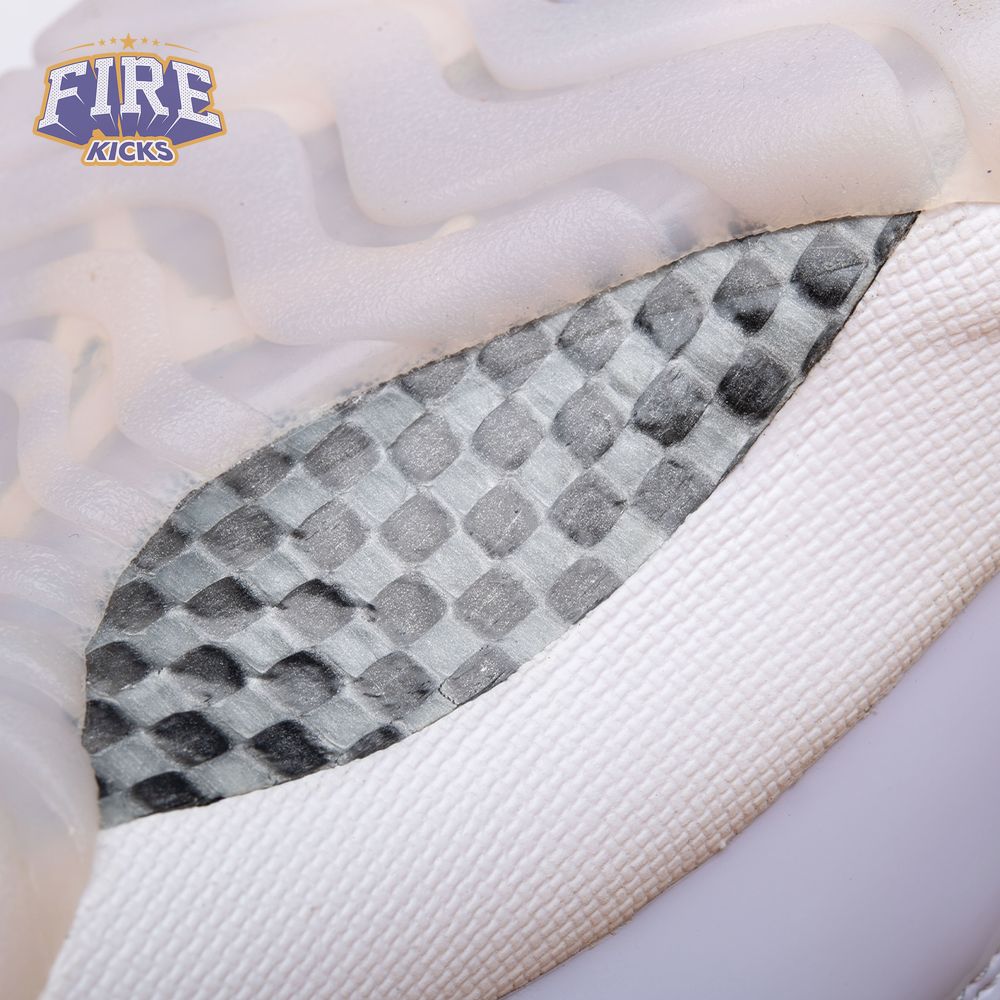 Air Jordan 11 Low "Pure Violet" Unisex