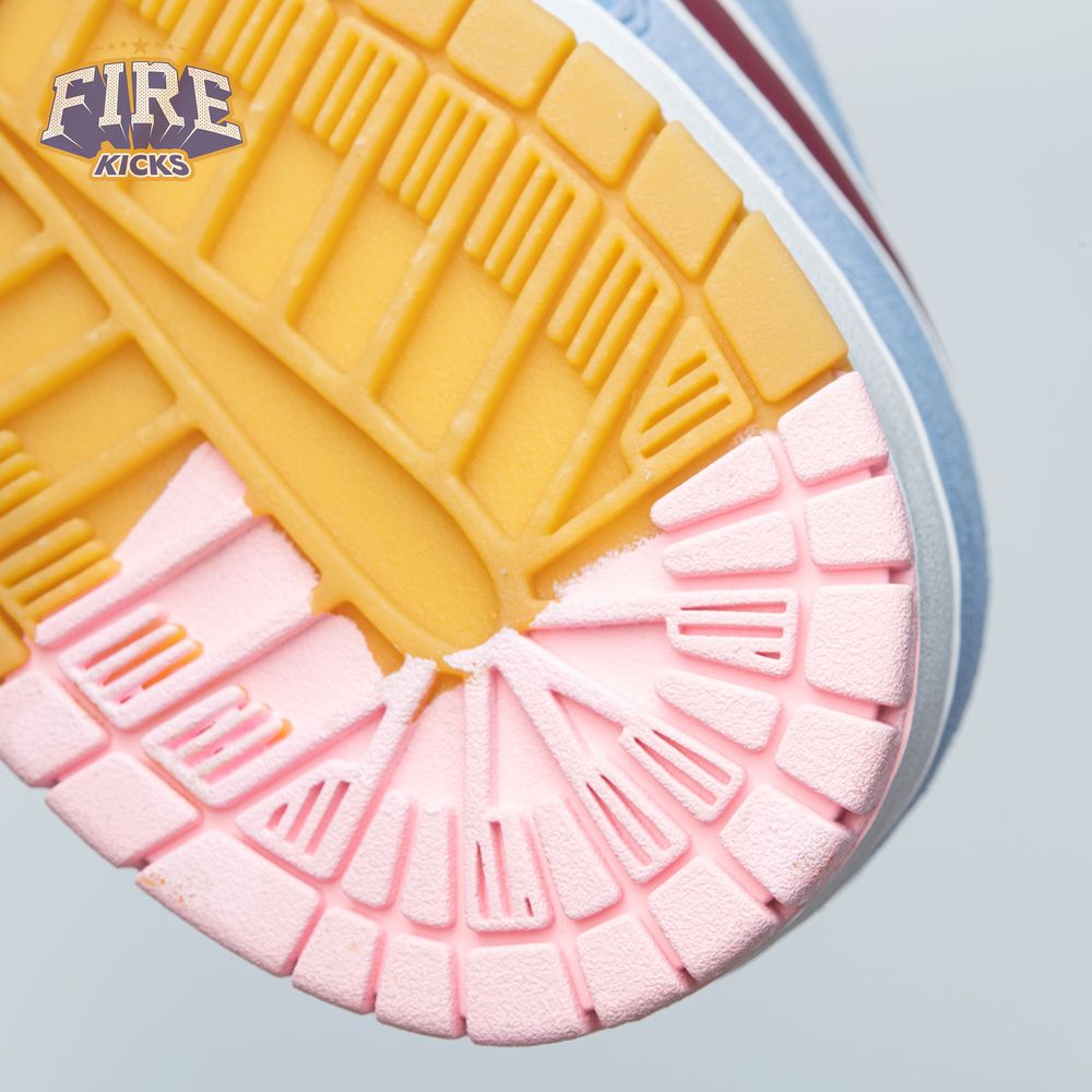 Nike SB Dunk Low Philadelphia Phillies DQ4040-400 Unisex