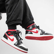 Air Jordan 1 Mid 'Gym Red'